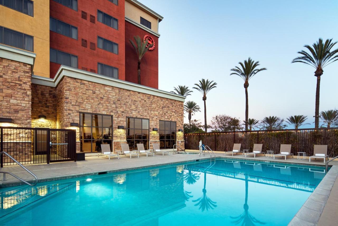 Sheraton Garden Grove-Anaheim South Exteriör bild