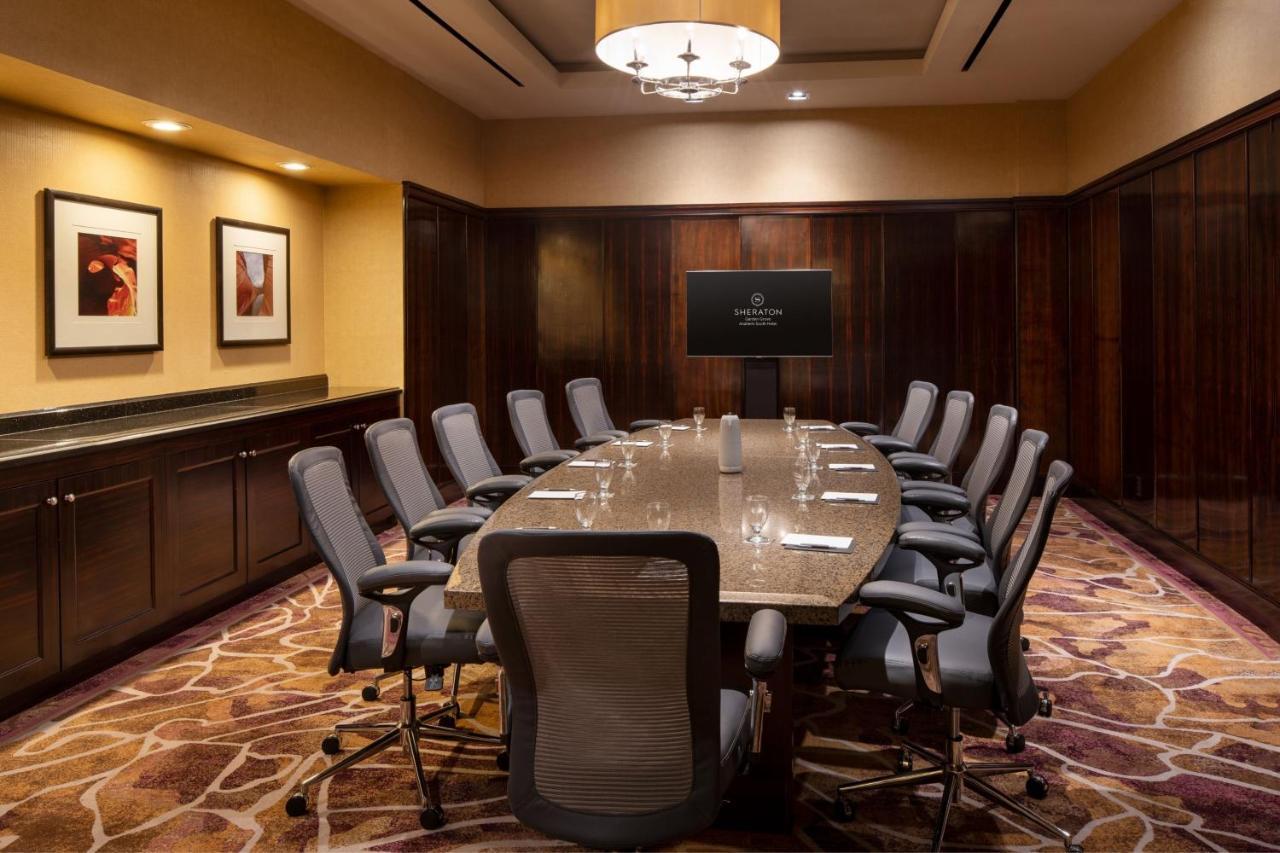 Sheraton Garden Grove-Anaheim South Exteriör bild