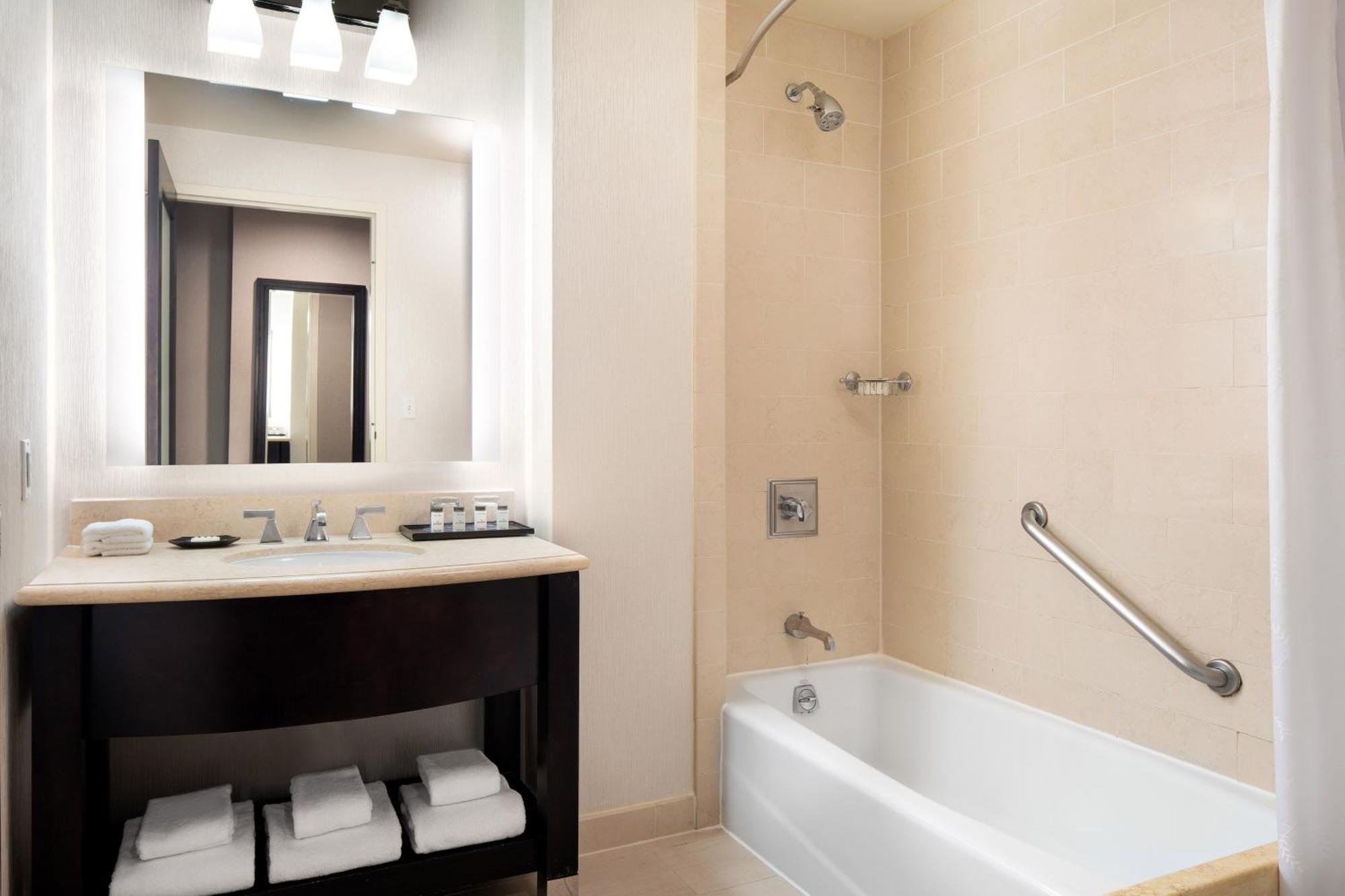 Sheraton Garden Grove-Anaheim South Exteriör bild